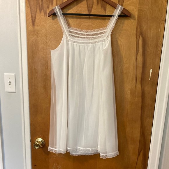 Coquette Babydoll Nightgown - Picture 14 of 14